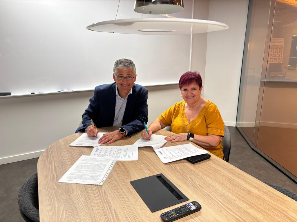 Firma acuerdo FEETEG & LALDPO